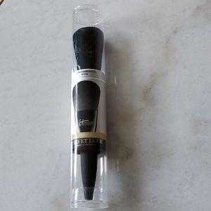 It brushes for Ulta velvet luxe foundation brush